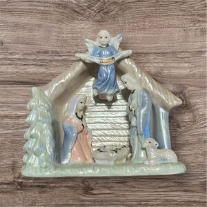 Vintage Nativity Set‎ Designspirations Christmas Dreams Collection Figurine